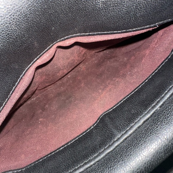 Chanel Black Quilted Leather Shoulder Bag - Picture 9 of 16